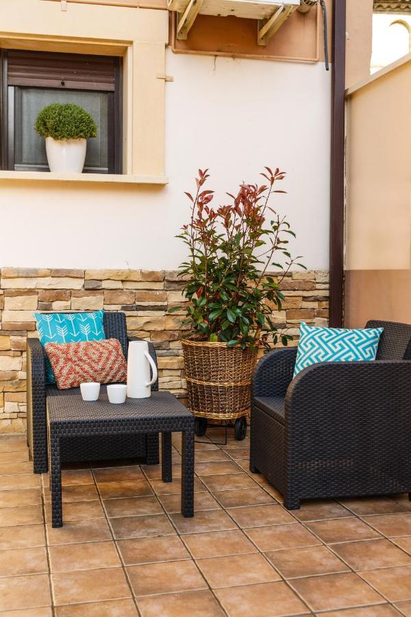Casa Rural La Pinta- Sendaviva Y Bardenas Villafranca Ngoại thất bức ảnh