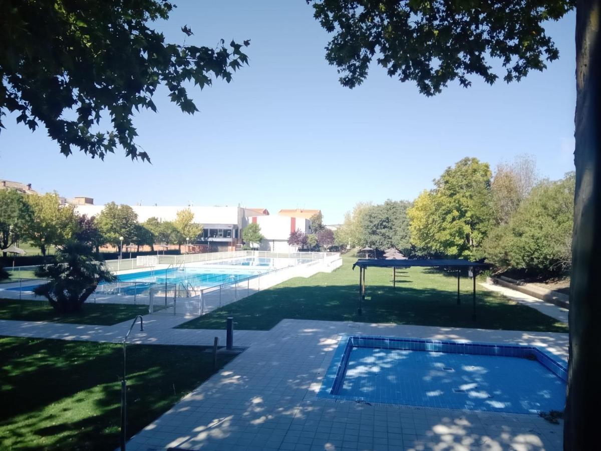 Casa Rural La Pinta- Sendaviva Y Bardenas Villafranca Ngoại thất bức ảnh